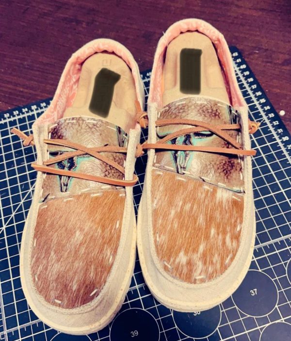 Handcrafted Kobe Cowhide Shoes  – Hair-On Western Style Casual Footwear - Image 4