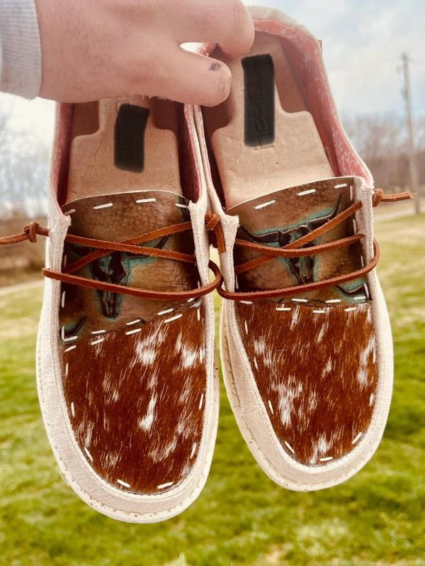 Handcrafted Kobe Cowhide Shoes  – Hair-On Western Style Casual Footwear